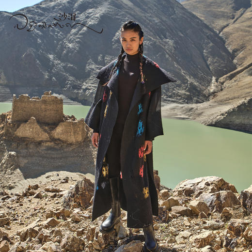 挑孔羊绒毡长款大衣 SJF95P458W 商品图3