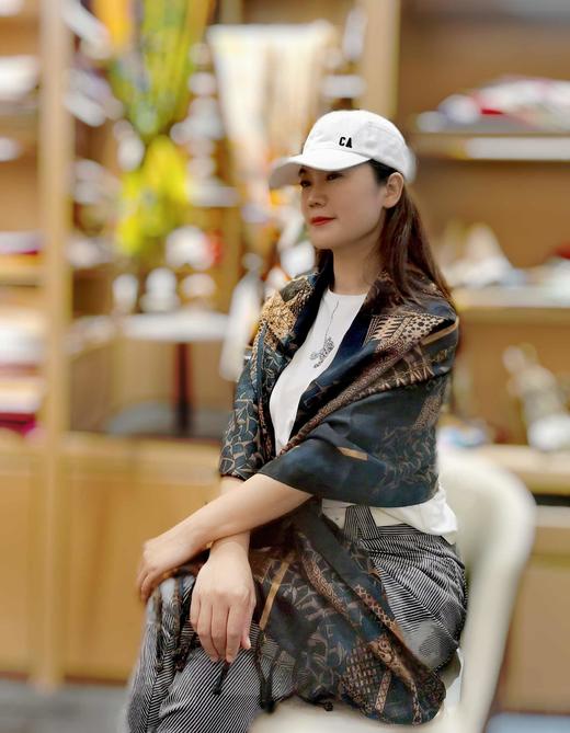 优品堂【雍容雅致】香云纱薯莨重磅桑蚕丝双层双面长巾 商品图1