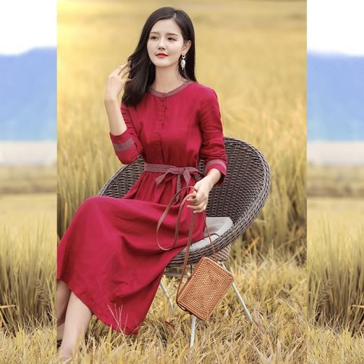 HM-S129秋季新款复古大气酒红色亚麻连衣裙长袖中国风系带棉麻A字裙长裙 商品图2