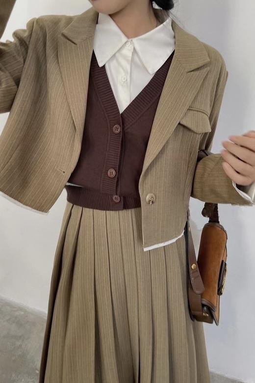 Stay2Weeks 卡其色百褶半裙 17137 商品图2