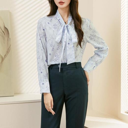 百姿 秋意微凉印花蝴蝶结衬衣2023早秋新款气质长袖衬衫女231243 商品图2