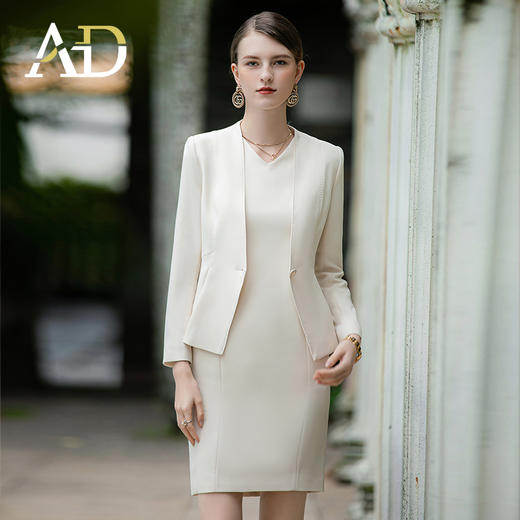 AD时尚气质女神范职业装两件套女总裁工作服连衣裙浅色西装套装 商品图1