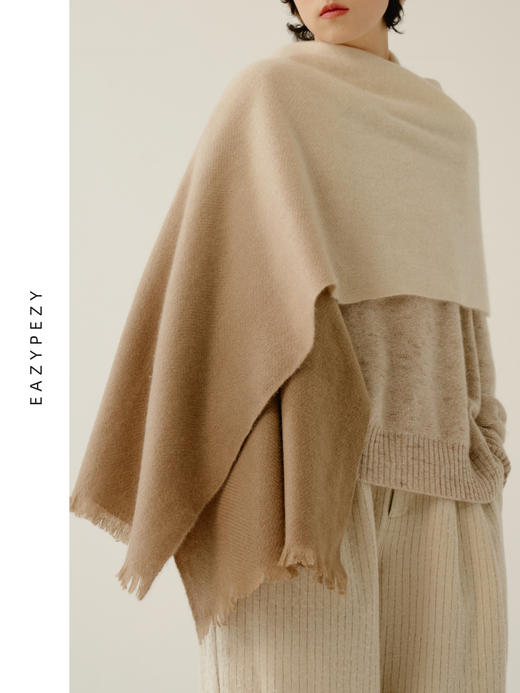 EAZYPEZY 2023AW 米驼渐变羊绒披肩 商品图2