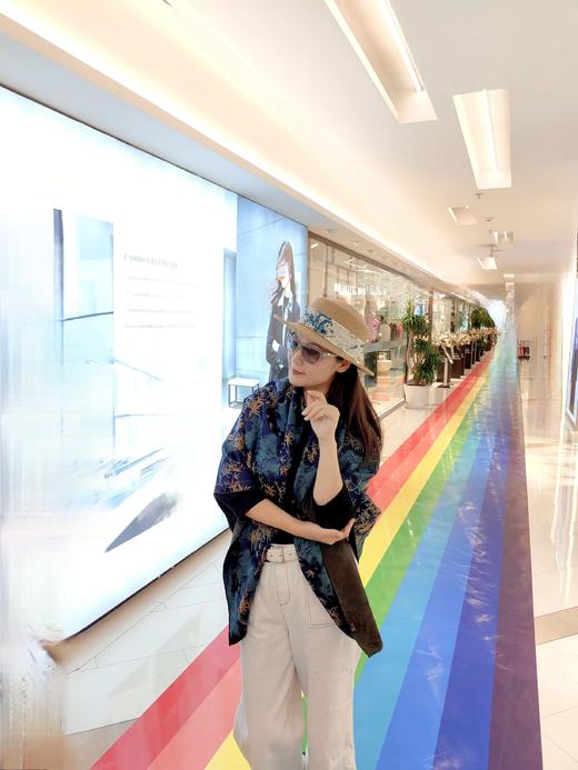 优品堂【雍容雅致2】非遗工艺香云纱薯莨宋锦桑蚕丝140方巾 商品图5