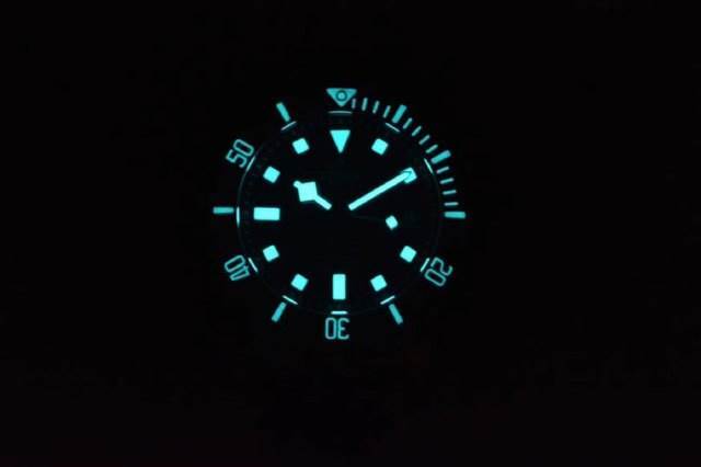 XF厂帝舵黑土豆25600TN-XF帝舵钛土豆黑色战斧腕表评测