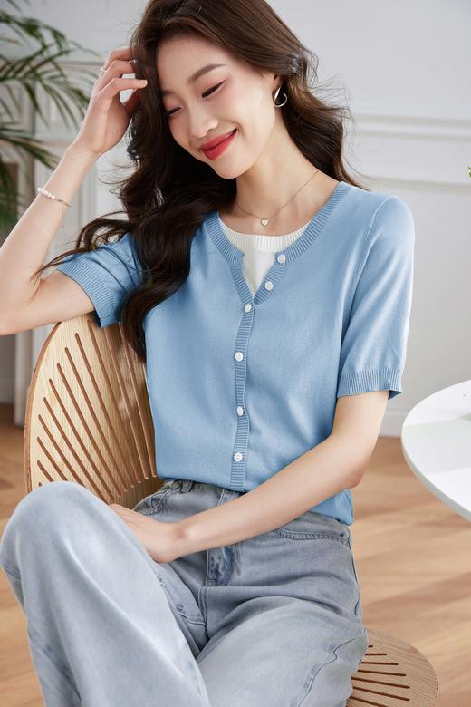 【专属特价】熙世界假两件短袖针织衫女薄款2025春夏新款别致冰丝上衣 商品图1