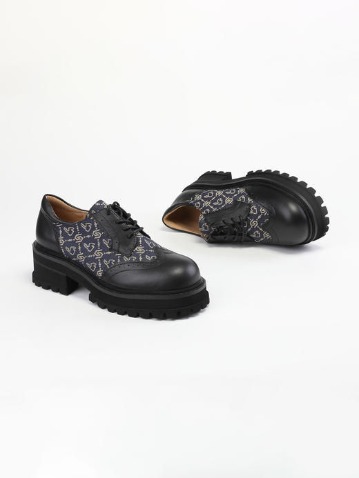 星期六时尚字母松糕底高跟拼接单鞋SS33112120 商品图4