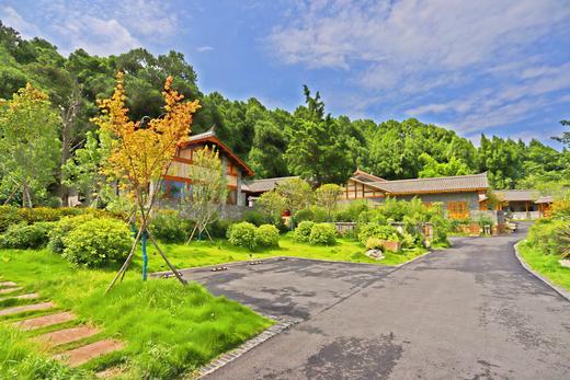 【绵阳·380号院】3房/4房/5房/6房川西小院，大庙山景区，暖气、观山景，登高望远qqs 商品图0