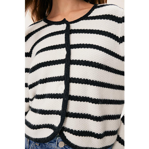 【严选】诗凡黎冬特色小廓形撞色边圆领开衫7E9233151 商品图3