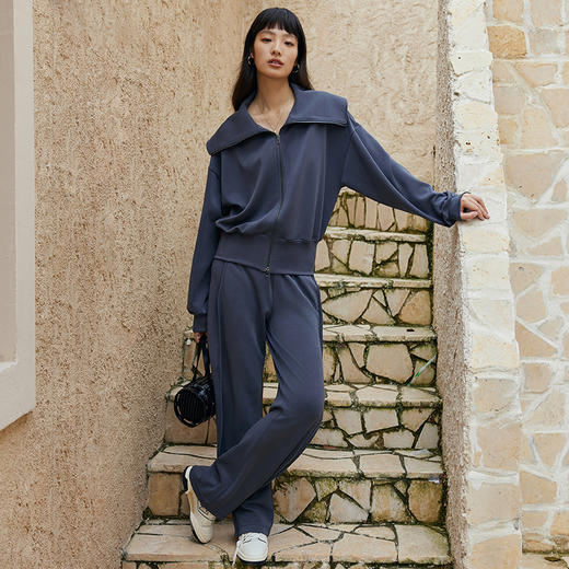 IN AND ON 空气层休闲运动套装女2023秋季新款高级感显瘦海军领卫衣/裤子53540+53692 商品图5