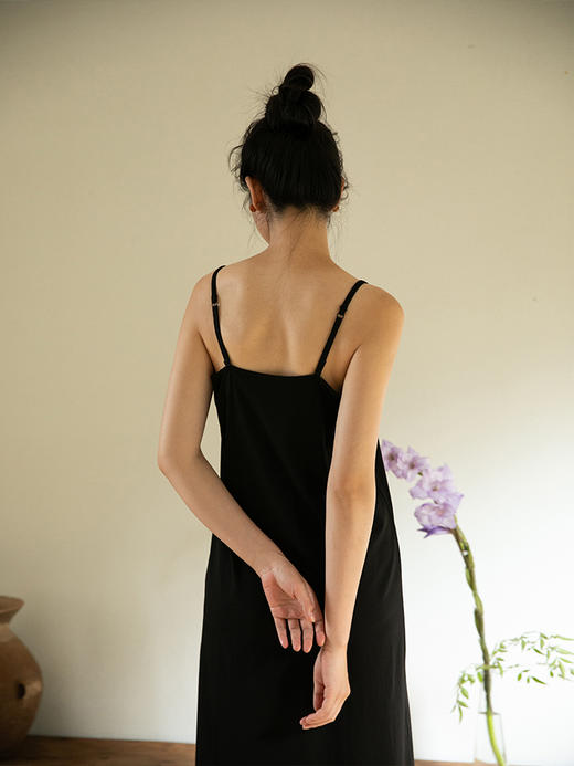 牧衣游 净色打底吊带裙------ 和风【不支持会员折】 商品图2