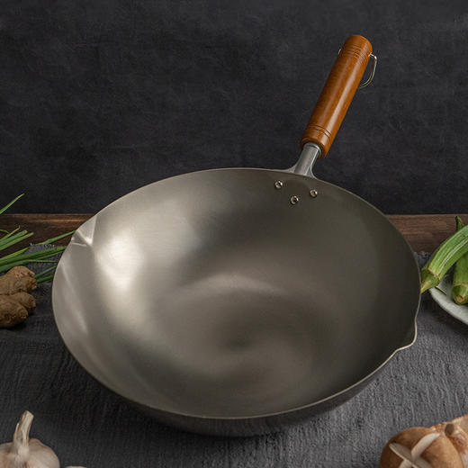 日本长谷元带滤嘴钛炒锅30cm送锅盖 商品图6