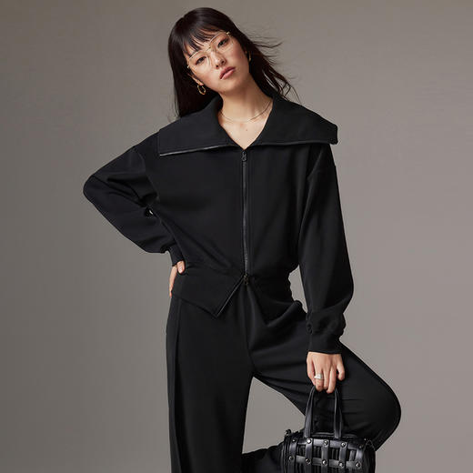 IN AND ON 空气层休闲运动套装女2023秋季新款高级感显瘦海军领卫衣/裤子53540+53692 商品图2