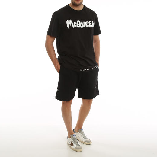 ALEXANDER MCQUEEN 亚历山大.麦昆 男士棉质字母徽标印花圆领短袖T恤 黑色 622104 QTZ57 0901 商品图3