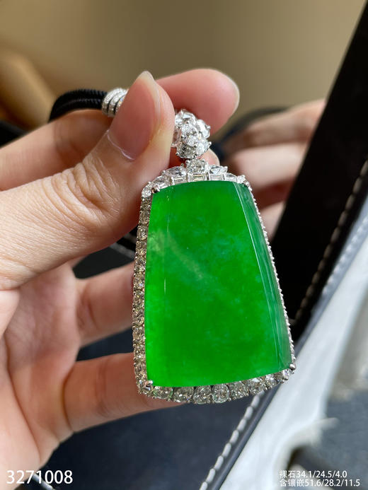 老坑艳绿无事牌吊坠【3271008】具体价格微信咨询 商品图5