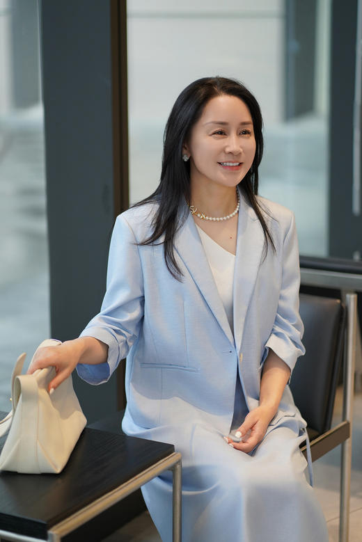 Laurel劳芮23秋浅蓝色一粒扣西装LWL345T11200 商品图1