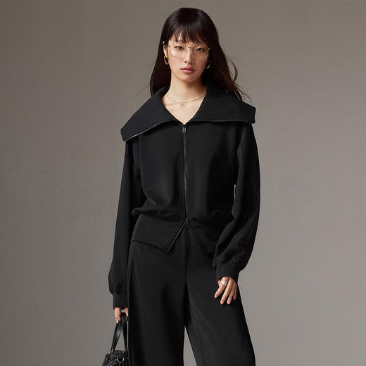 IN AND ON 空气层休闲运动套装女2023秋季新款高级感显瘦海军领卫衣/裤子53540+53692 商品图1