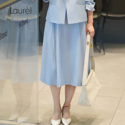 Laurel劳芮23秋浅蓝色半身裙LWL332Q0300 商品图0