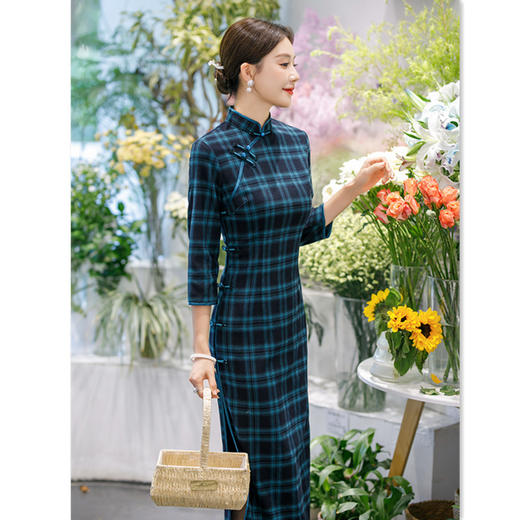 GX扎染格子旗袍2023秋新款时改良中式长款七分袖女士日常民国风旗袍 商品图3