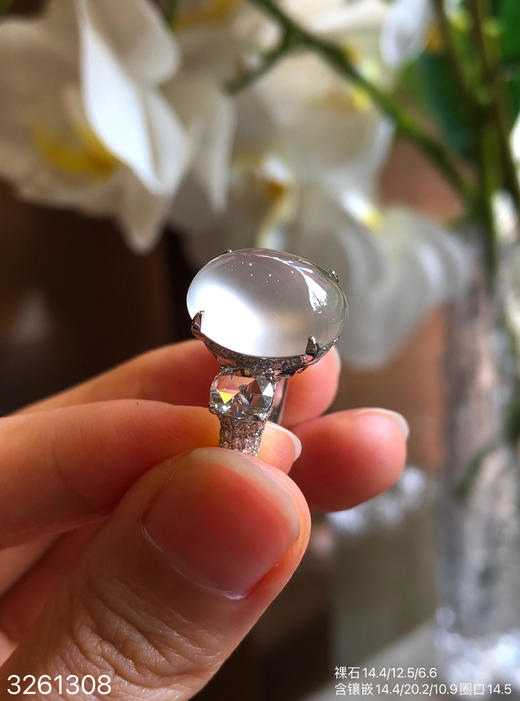 3261308，玻璃蛋面戒指。具体价格微信咨询 商品图5