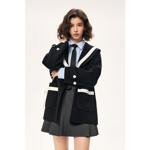 【严选】诗凡黎冬学院风海军领设计撞色边设计双面呢大衣SE9170091 商品图1