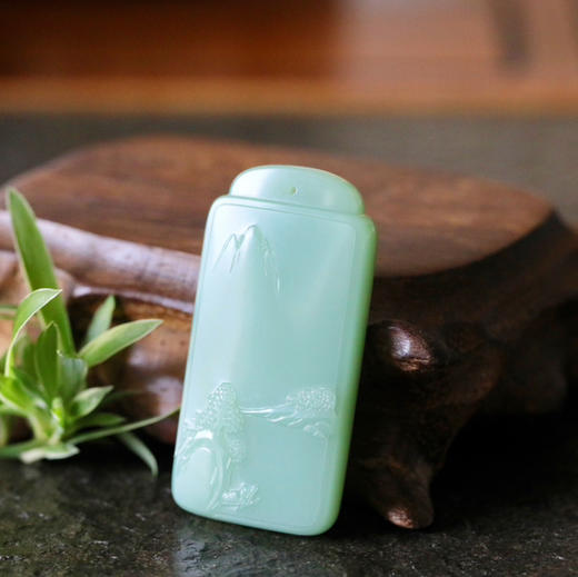 和田玉（碧玉-无结构粉绿）玉牌--一江春水向东流30.15g 商品图2