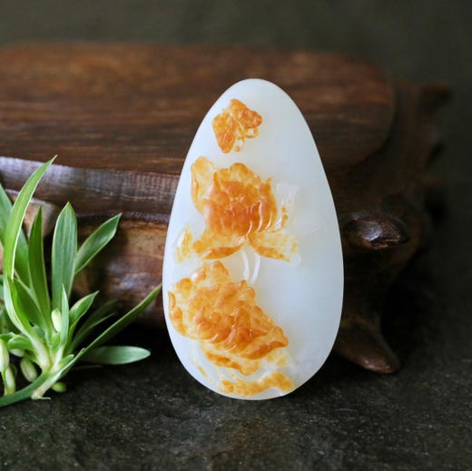 和田玉（白玉 ）子料玉牌挂件--花好月圆27.91g 商品图2