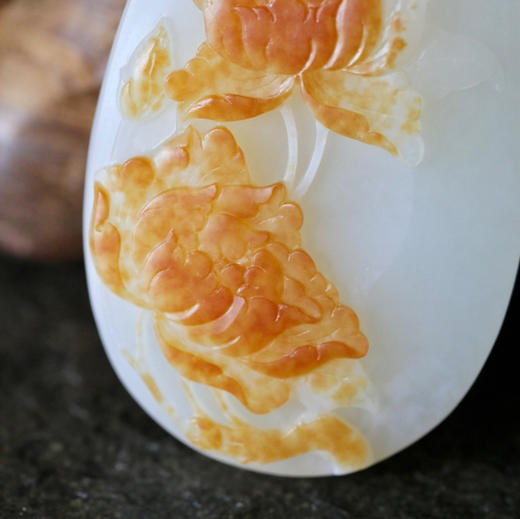 和田玉（白玉 ）子料玉牌挂件--花好月圆27.91g 商品图6