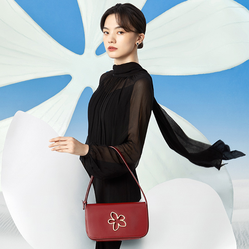 保兰德PLD东方雅奢新品兰花系列轩窗信封手提包通勤必备女包