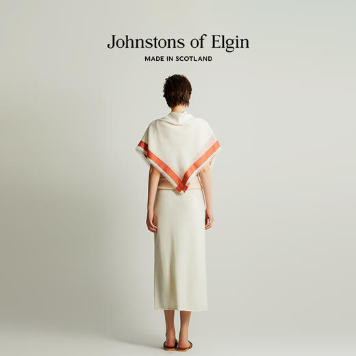Johnstons of Elgin条纹镶边羊毛混纺大方巾 商品图2