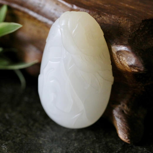 和田玉（糖白玉-无结构 ）挂件--花开富贵13.39g 商品图1