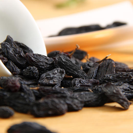 【自营】天山公主新疆特产特级无籽大颗粒吐鲁番黑加仑葡萄干500g /袋 商品图4