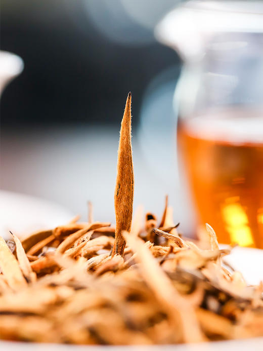 自然蜜糖香【滇红金针】！云南红茶中的极品！100g/罐 商品图1