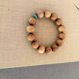 1.6老山檀香素手串