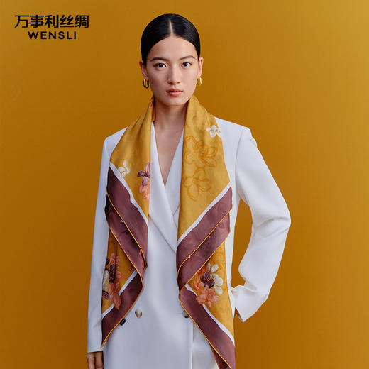 万事利“风染桂香”105厘米双面印花大方巾 商品图1