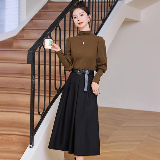 修身显瘦，时尚套装秋季气质女人味两件套HR-WJ3013 商品图5