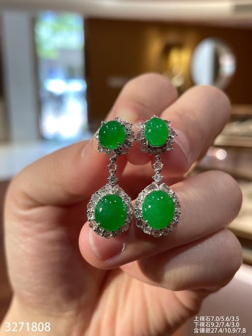 3271808，蛋面耳坠。具体价格微信咨询 商品图2