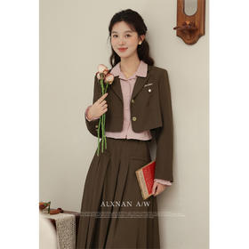 鹿向南《浪漫笔记》小众设计感时尚套装短外套+半身裙