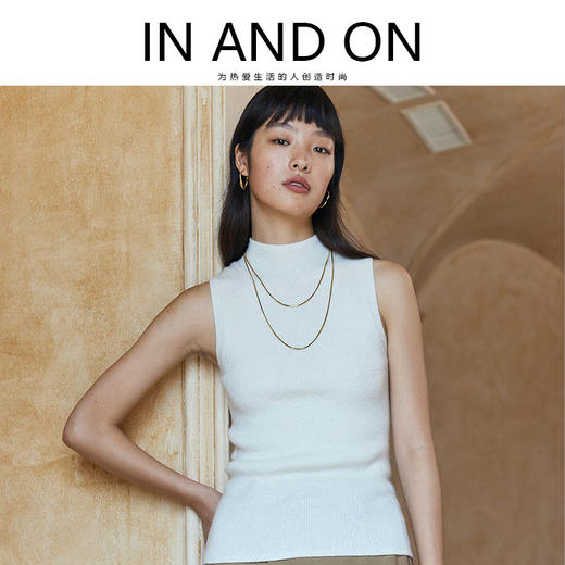 IN AND ON 羊毛背心打底衫修身无袖针织半高领内搭53645 商品图0