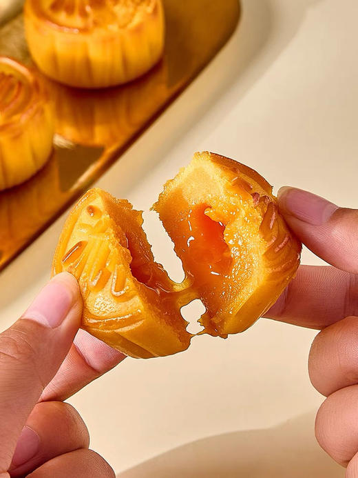 香港美心流心奶黄月饼360g 商品图3