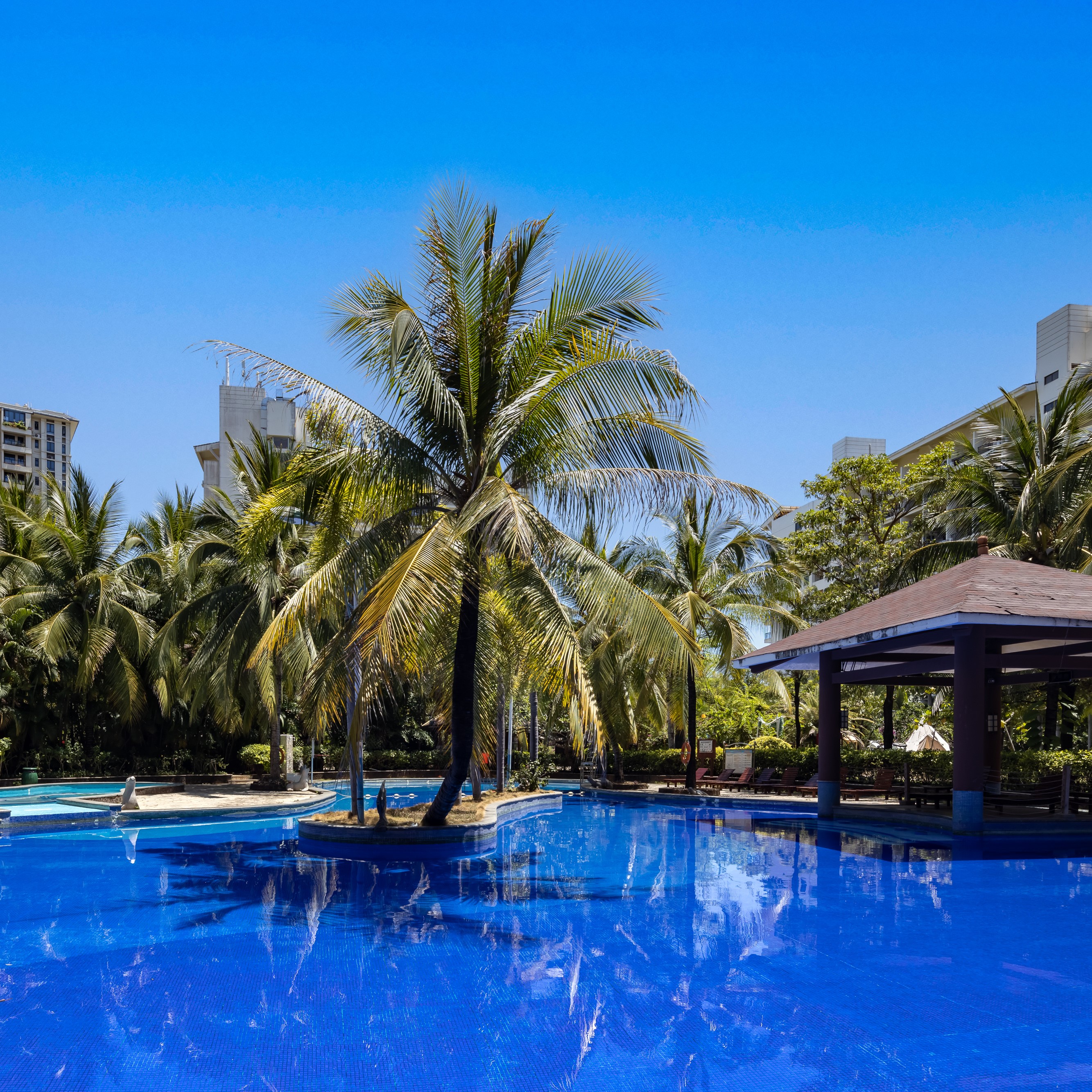 海南旅居|到手￥1599起/双人4晚/7晚/15晚--三亚玉海国际温泉度假基地旅居套餐，享一日三餐，泡温泉，戏泳池