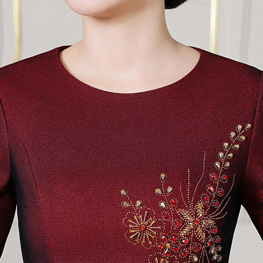 MLY秋装新款两件套钉珠中长款过膝圆领 商品图3