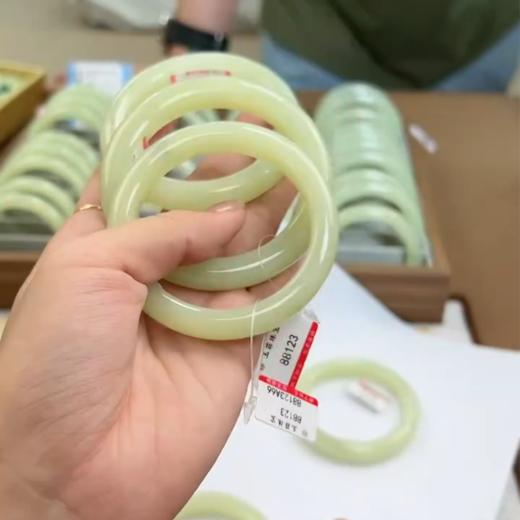和田玉手镯 商品图0