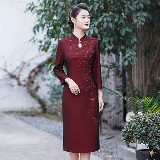 MLY复古风婚礼宴会旗袍喜婆婆中长过膝裙 商品图1