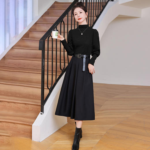 修身显瘦，时尚套装秋季气质女人味两件套HR-WJ3013 商品图8