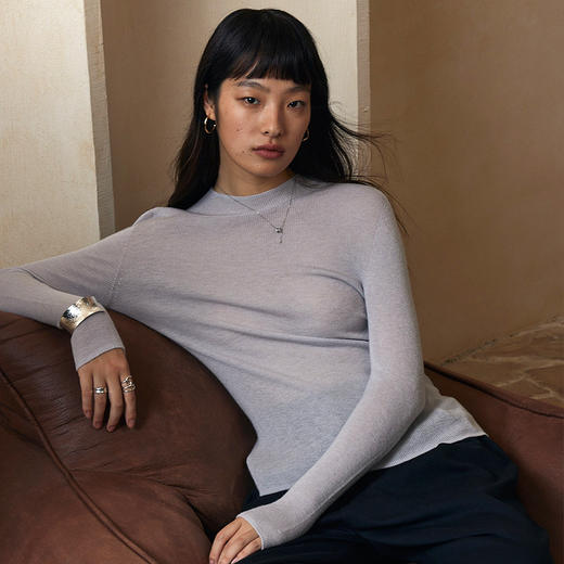 IN AND ON可机洗绵羊毛 无缝一体半高领针织打底衫53628 商品图1