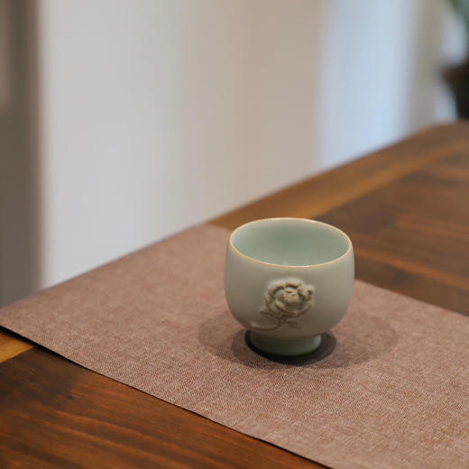东道汝窑·牡丹杯（2023葵卯兔·天青） 商品图2