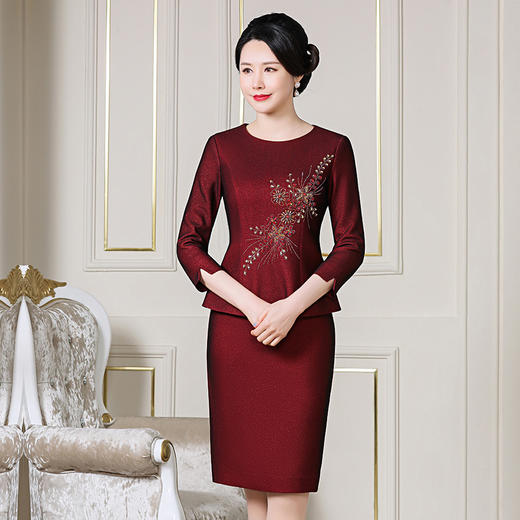 MLY秋装新款两件套钉珠中长款过膝圆领 商品图0