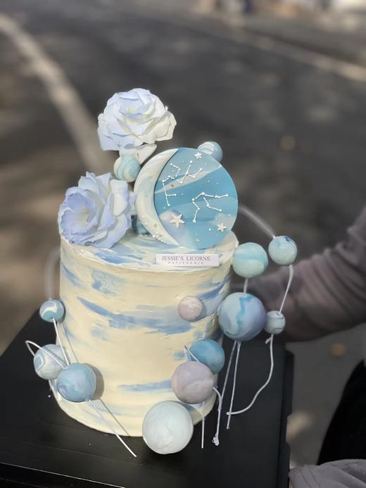 蓝色星球翻糖鲜花奶油蛋糕 商品图0