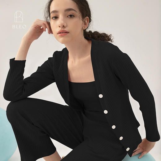 简约舒适   BLEO罗纹针织背心长裤开衫三件套装 商品图2